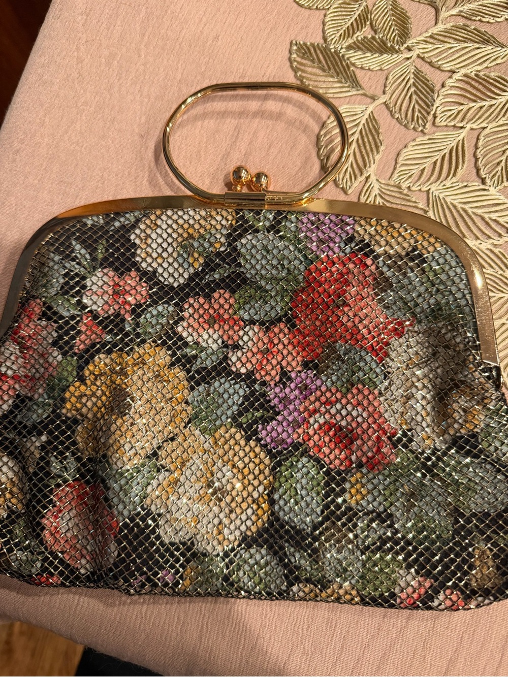 Vintage Floral Mesh Evening Clutch - Multicolor